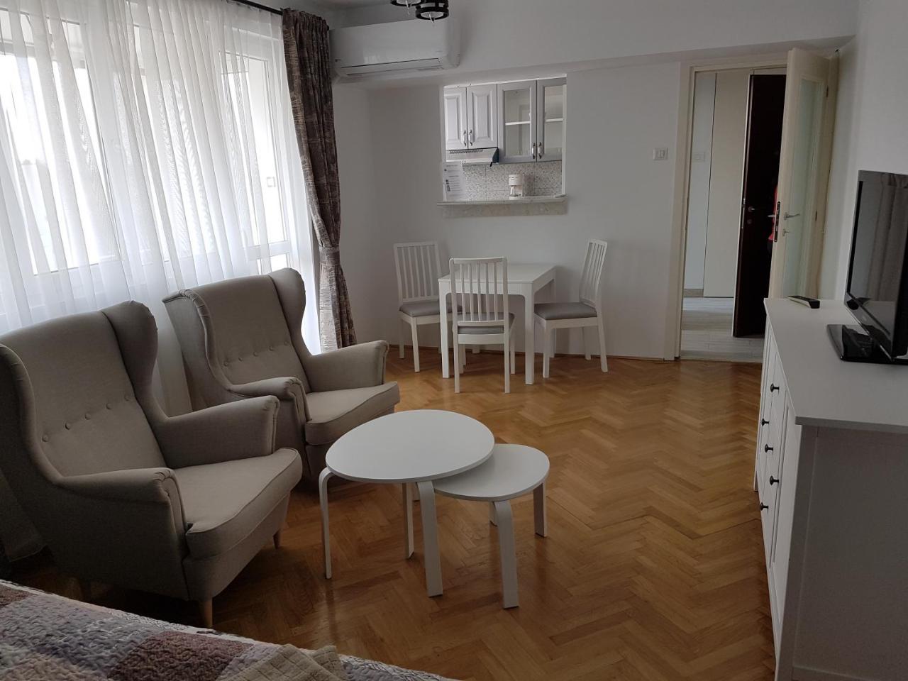 Agentia H Accommodation Bukurešť Exteriér fotografie